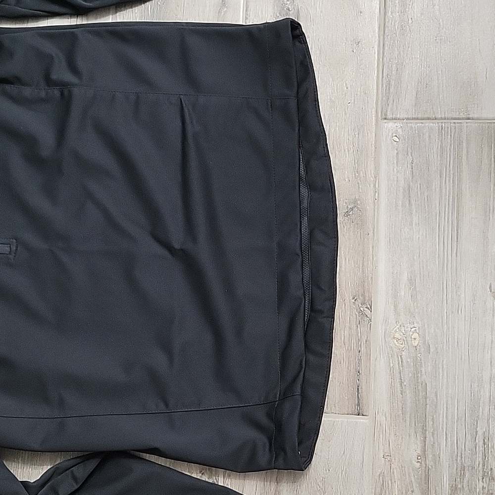 Port Authority size XS black windbreaker jacket - Picture 4 of 9